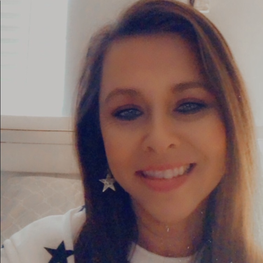 Meet your Posher, Janet